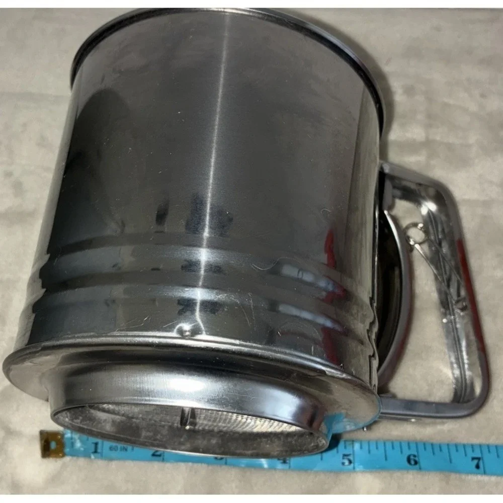 Flour Sifter Powder Sugar Shaker Hand‎ Press Stainless Steel 5 cup